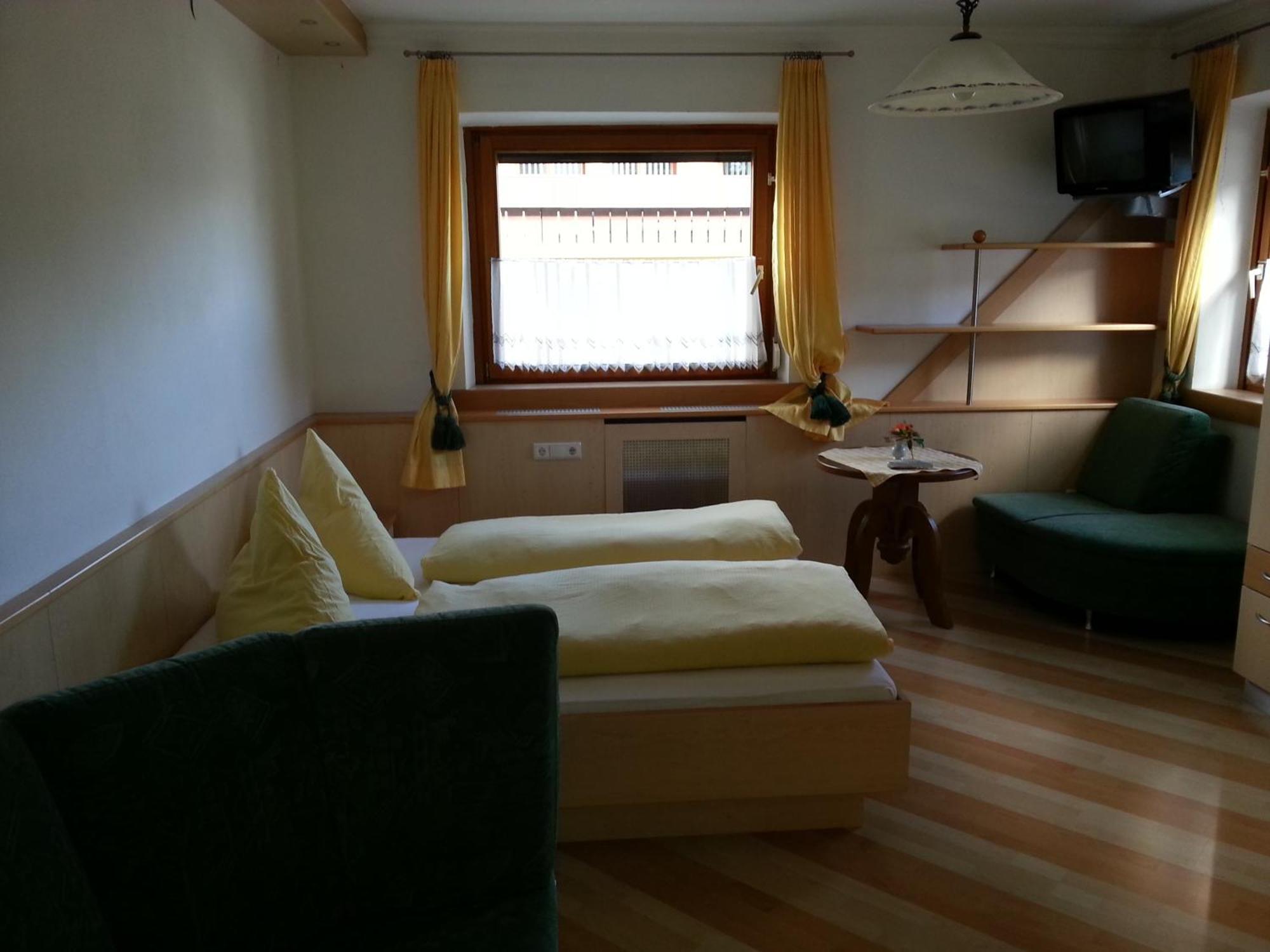 Pension Rieder カプルーン 部屋 写真